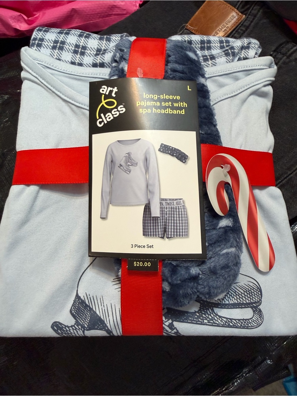 art class Light Blue Long-Sleeve Kids Pajama Set with Spa Headband - Light Blue